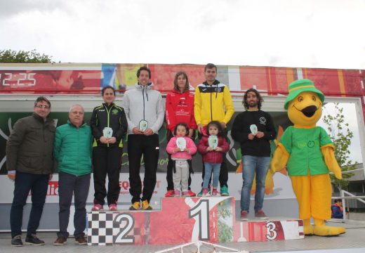 Nuno Costa e Belén Bascoy gañan con autoridade a V Carreira Pedestre Concello de Oroso, na que participaron máis de 400 atletas